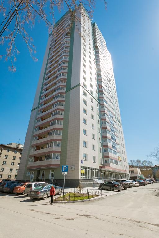 Narayana Apartments On Sibirskaya 42 Новосибірськ Екстер'єр фото